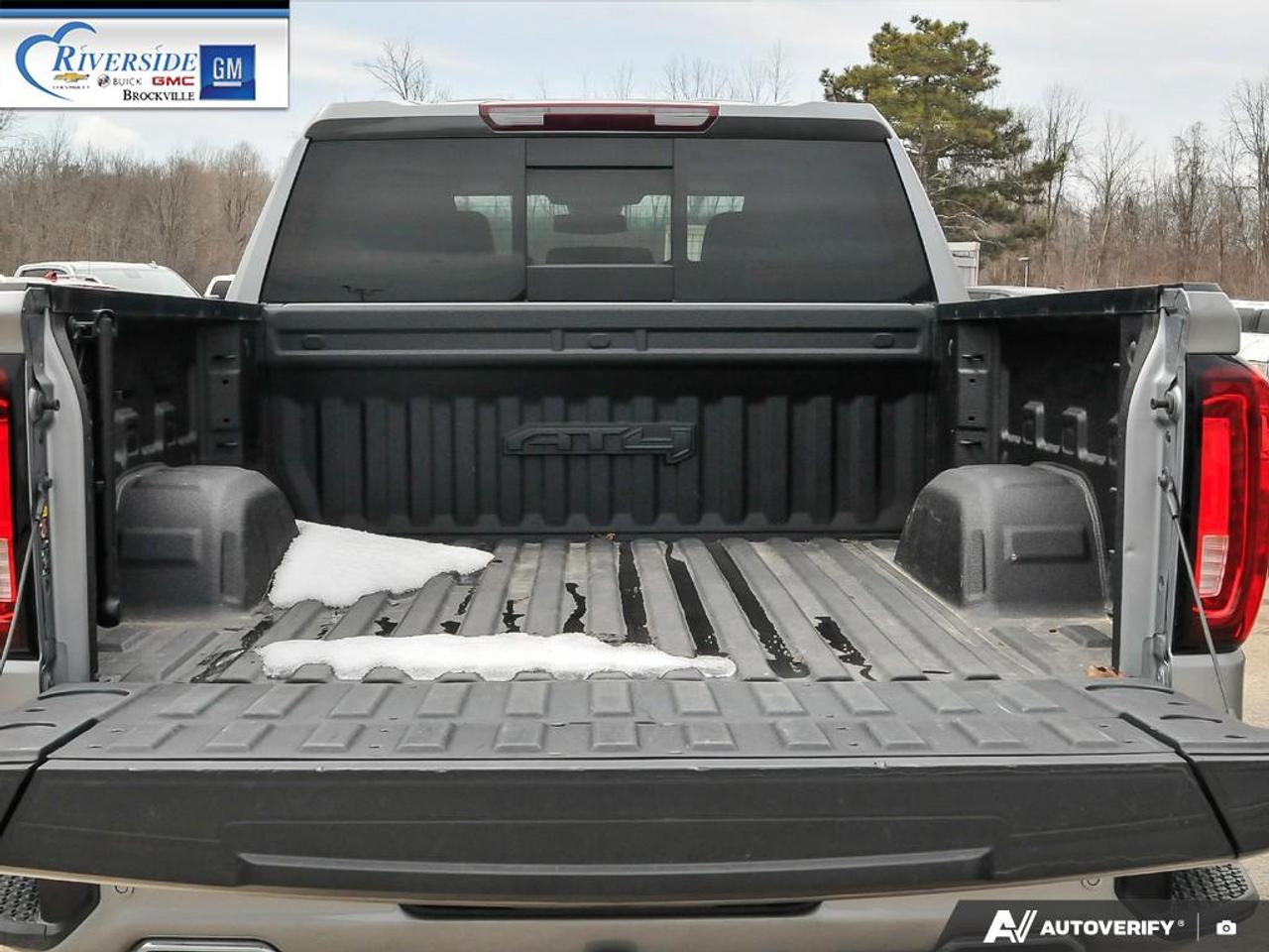 2024 GMC Sierra 1500 AT4 Photo