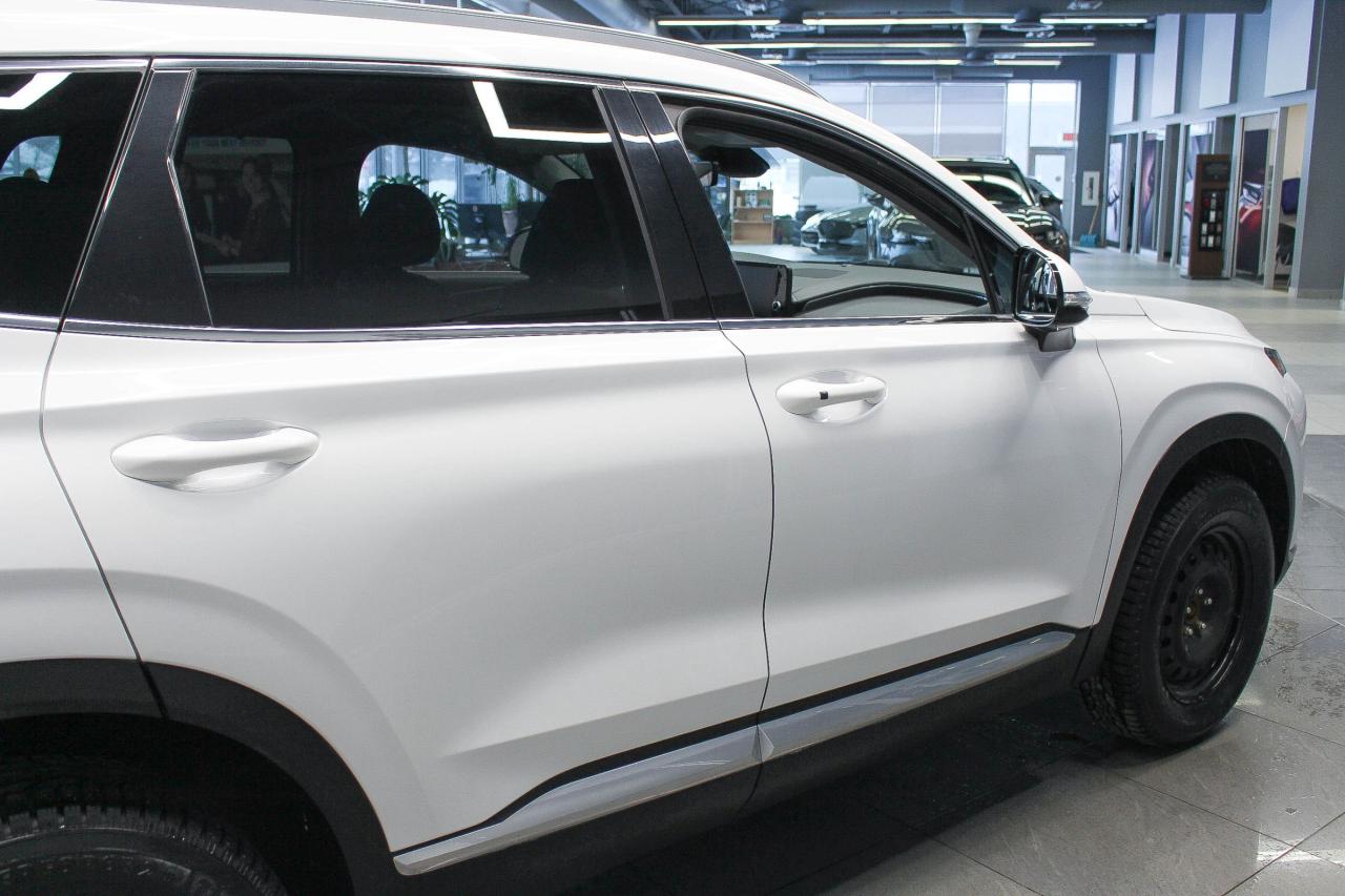 2022 Hyundai Santa Fe Preferred TWO SETS OF TIRES - HEATED SEATS/STEERING WHEEL - CLOTH UPHOLSTERY Photo