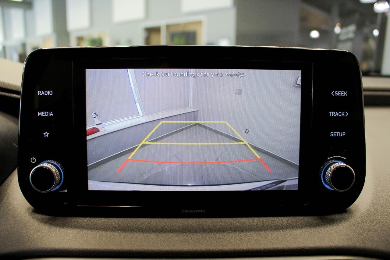 2022 Hyundai Santa Fe Preferred TWO SETS OF TIRES - HEATED SEATS/STEERING WHEEL - CLOTH UPHOLSTERY Photo