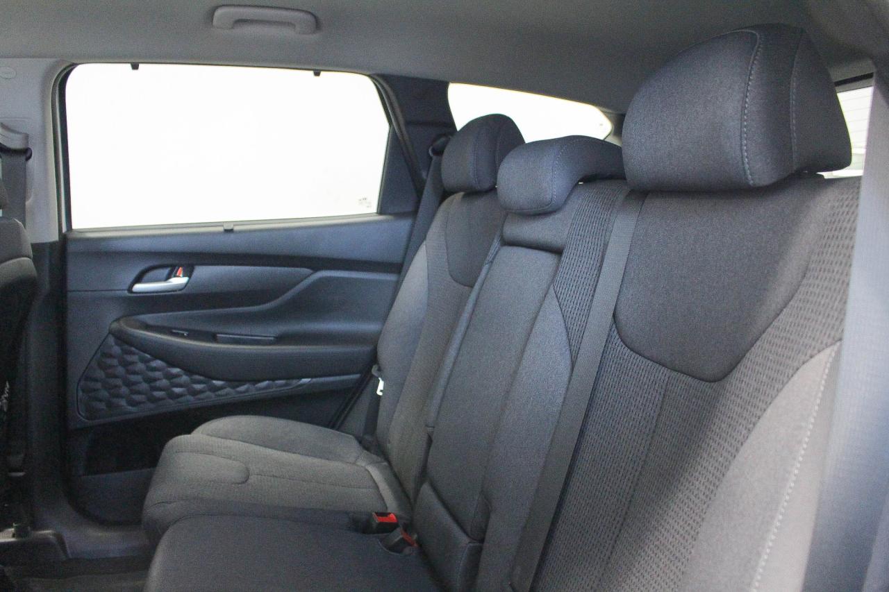 2022 Hyundai Santa Fe Preferred TWO SETS OF TIRES - HEATED SEATS/STEERING WHEEL - CLOTH UPHOLSTERY Photo