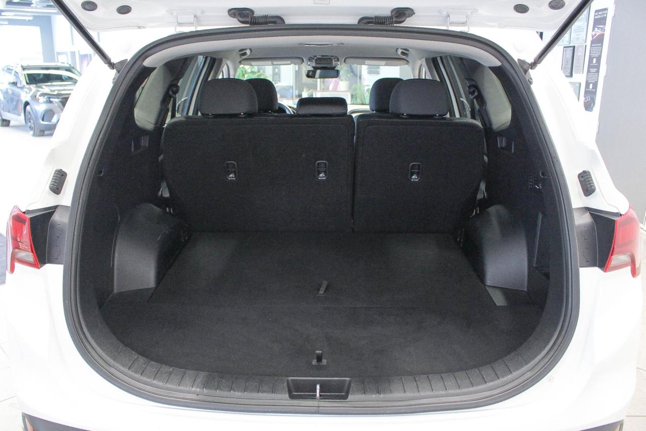 2022 Hyundai Santa Fe Preferred TWO SETS OF TIRES - HEATED SEATS/STEERING WHEEL - CLOTH UPHOLSTERY Photo