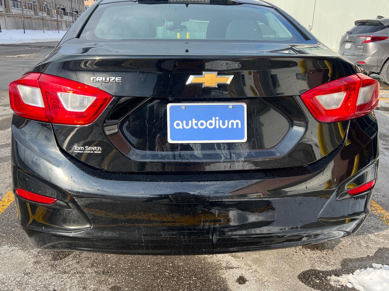 2017 Chevrolet Cruze LS, CERTIFIED Photo4