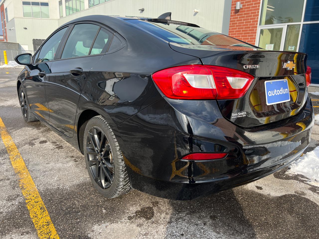 2017 Chevrolet Cruze LS, CERTIFIED Photo3