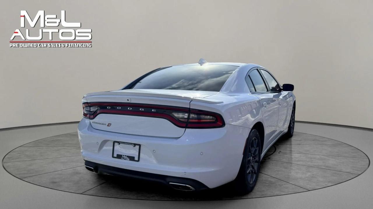 2018 Dodge Charger GT AWD Photo4