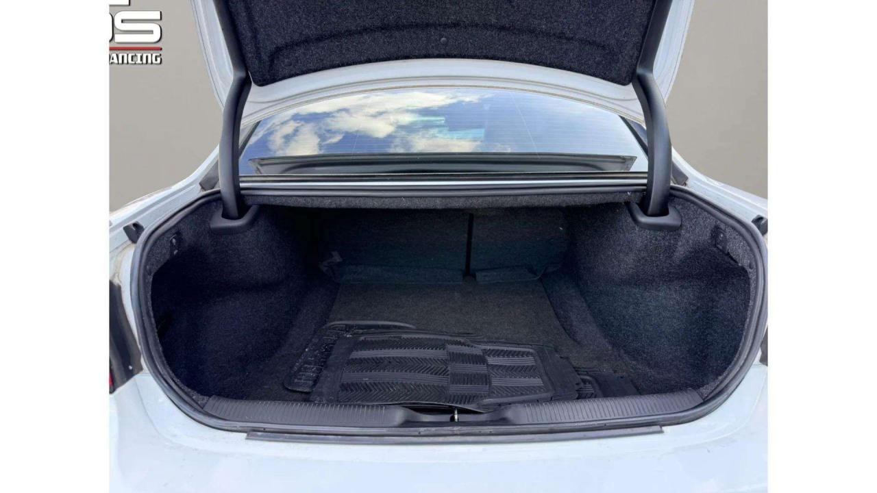 2018 Dodge Charger GT AWD Photo