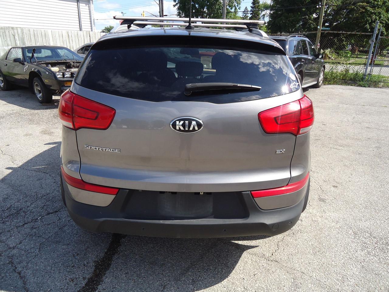 2015 Kia Sportage FWD 4dr Auto EX Photo