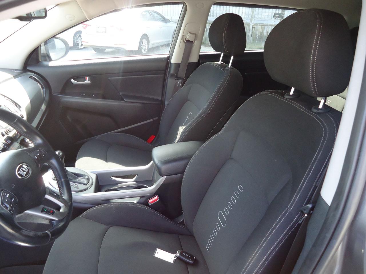 2015 Kia Sportage FWD 4dr Auto EX Photo