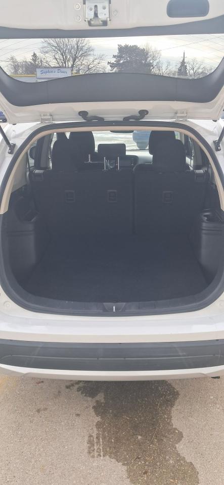 2016 Mitsubishi Outlander SE -AWD Photo