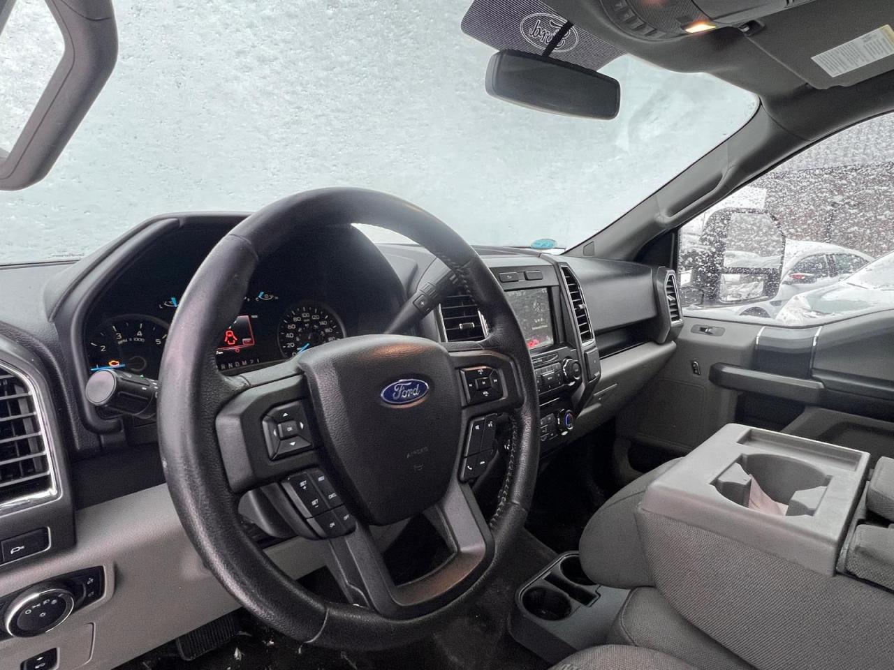 2016 Ford F-150 XLT Photo