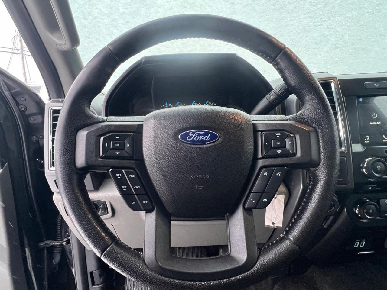 2016 Ford F-150 XLT Photo