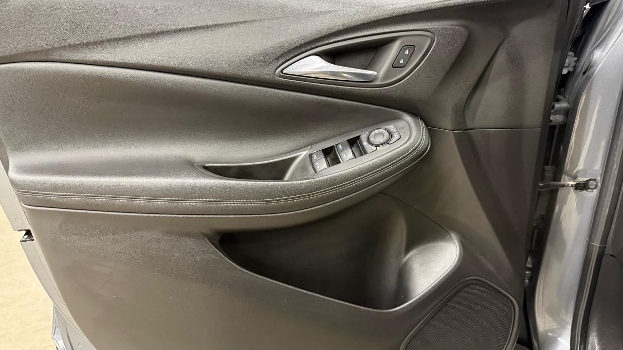 2022 Buick Encore GX Preferred Photo