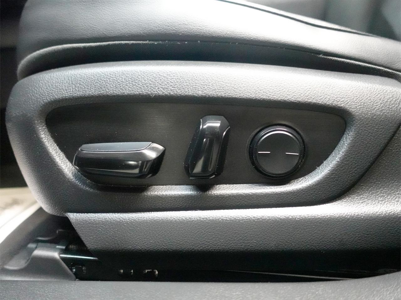 2021 Lexus UX 250 HYBRID AWD | Leather | Sunroof | BSM | CarPlay Photo