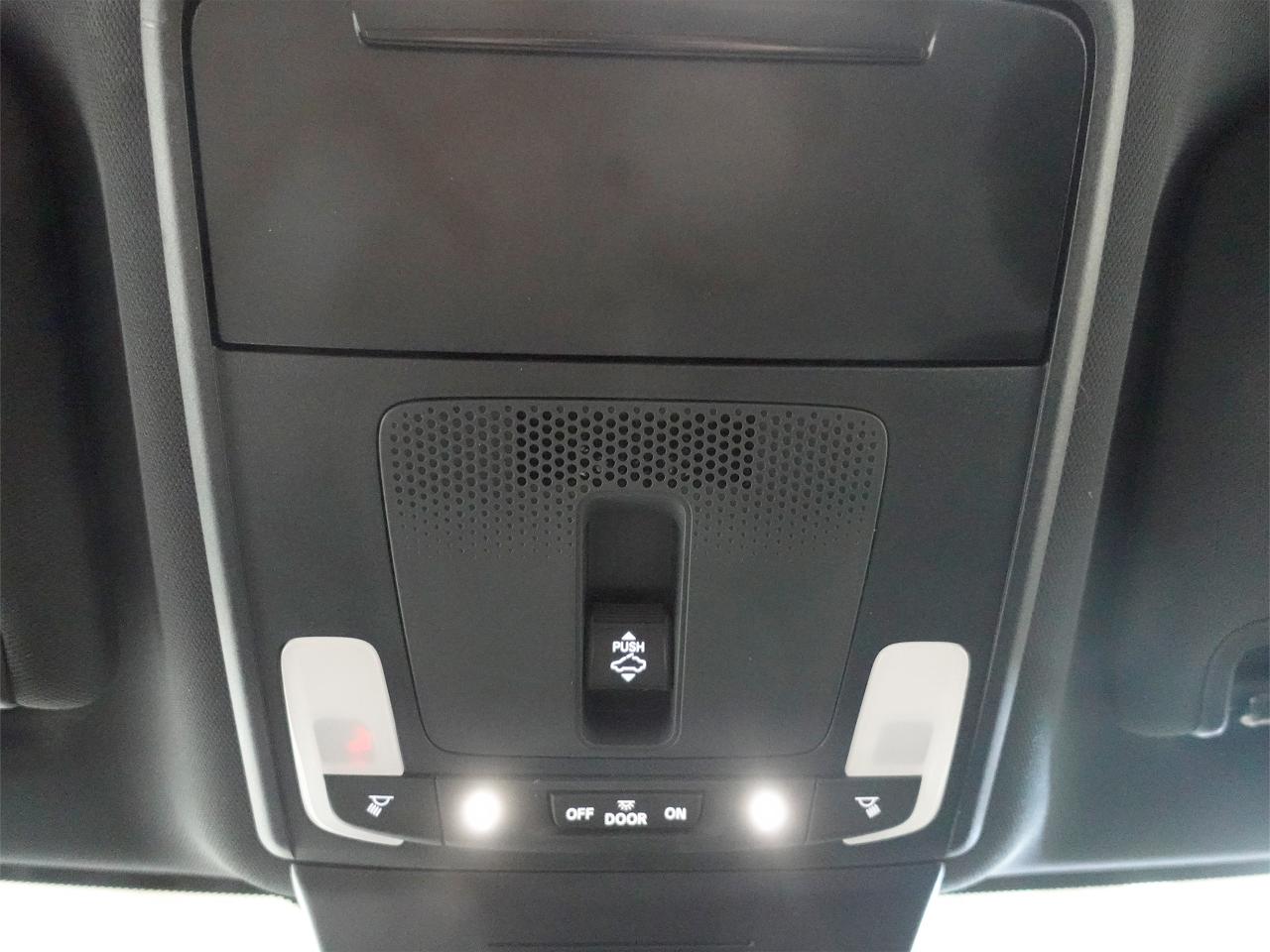 2024 Honda Civic TOURING | Nav | Leather | Sunroof | BSM | CarPlay Photo