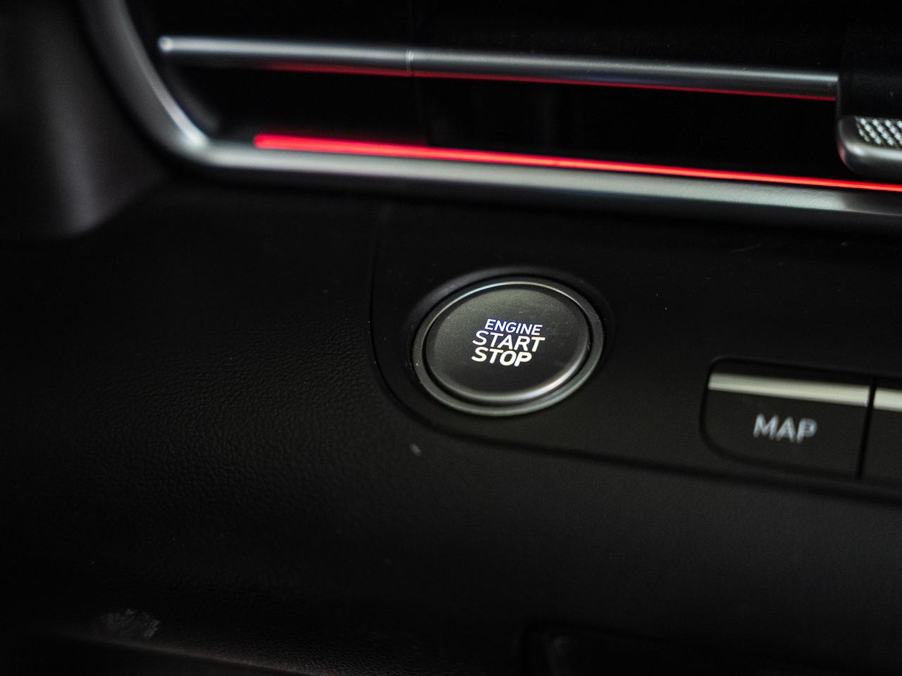 2024 Hyundai Elantra LUXURY | Nav | Leather | Sunroof | ACC | CarPlay Photo