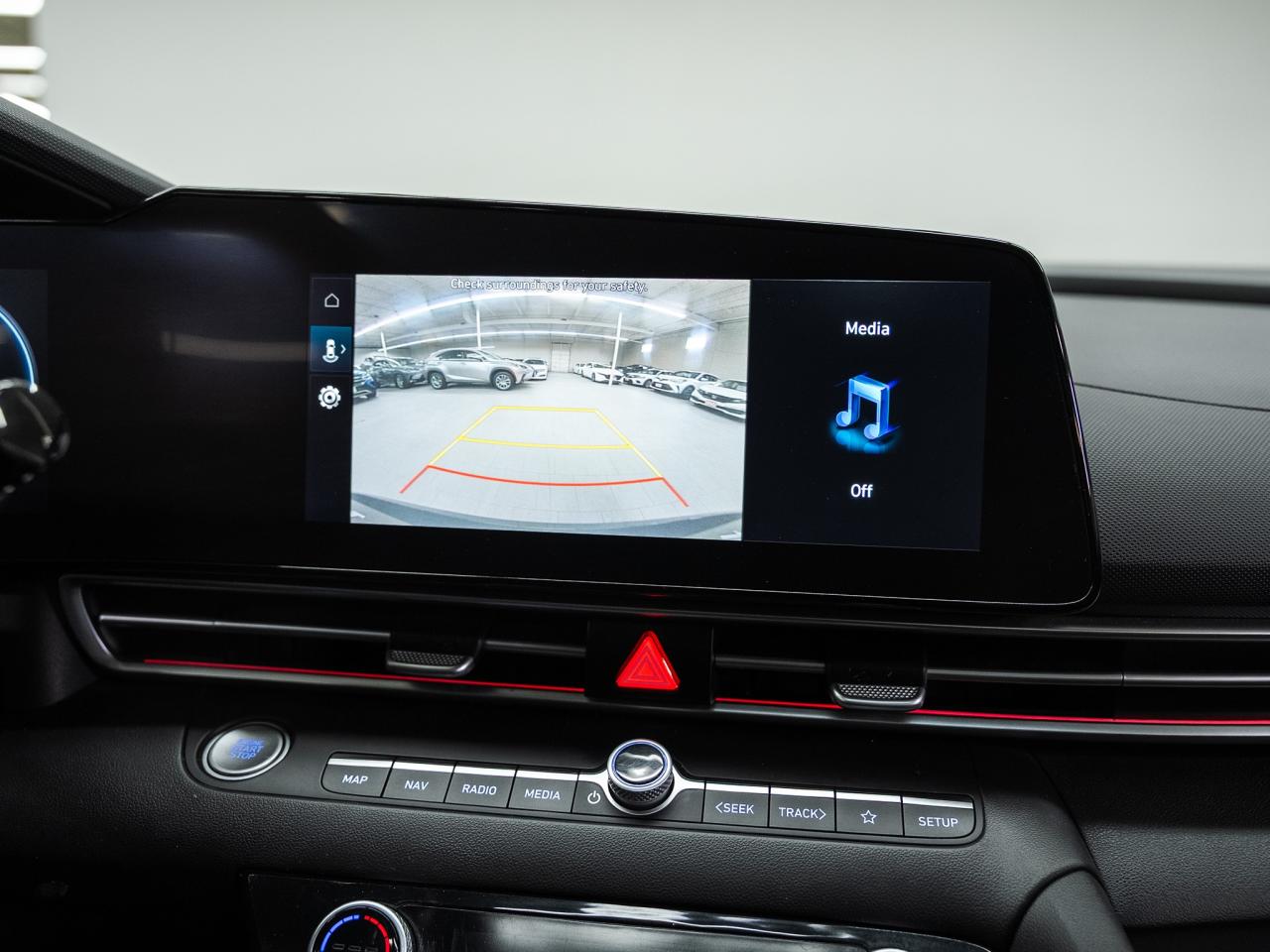 2024 Hyundai Elantra LUXURY | Nav | Leather | Sunroof | ACC | CarPlay