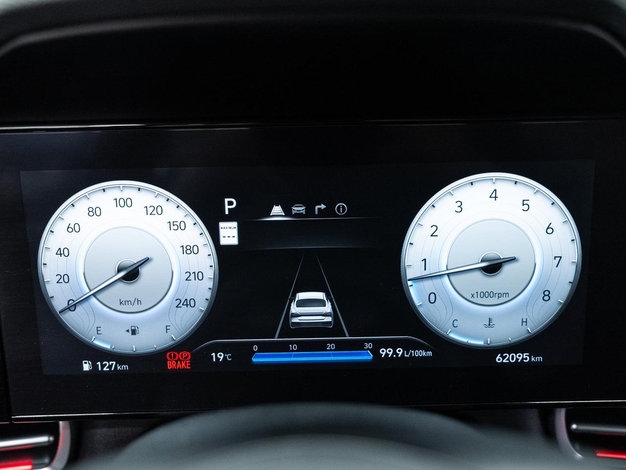 2024 Hyundai Elantra LUXURY | Nav | Leather | Sunroof | ACC | CarPlay