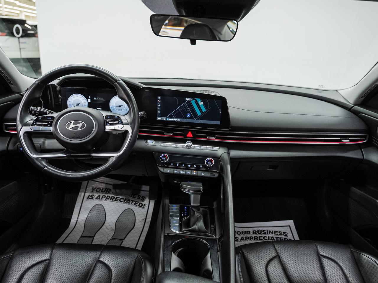 2024 Hyundai Elantra LUXURY | Nav | Leather | Sunroof | ACC | CarPlay