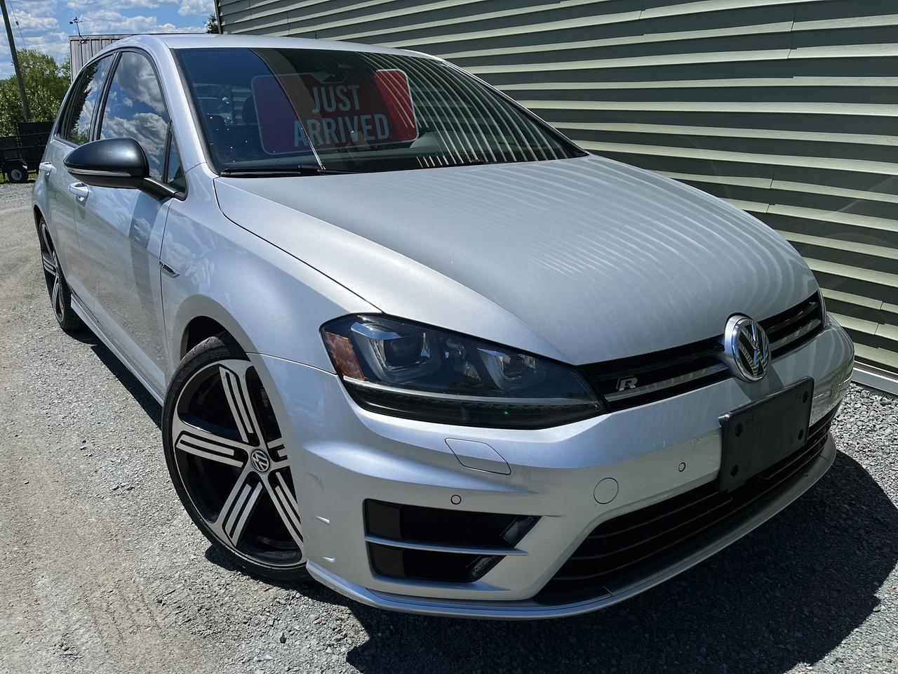 2016 Volkswagen Golf R R - Photo #1