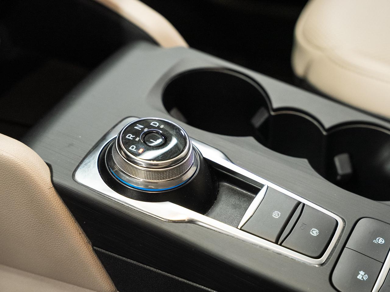 2021 Ford Escape TITANIUM AWD | Nav | Leather | BSM | CarPlay