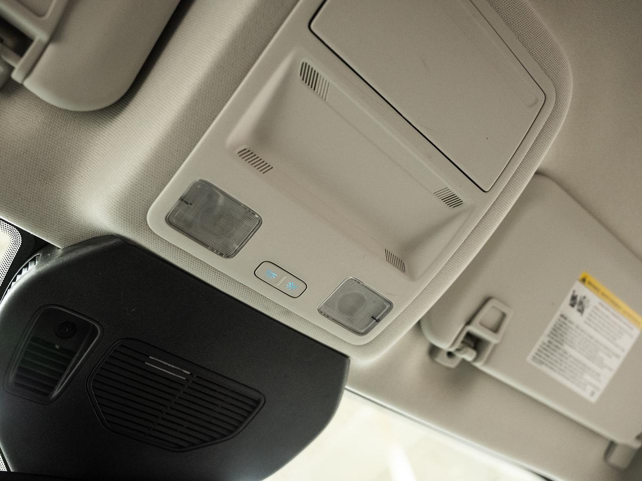 2021 Ford Escape TITANIUM AWD | Nav | Leather | BSM | CarPlay