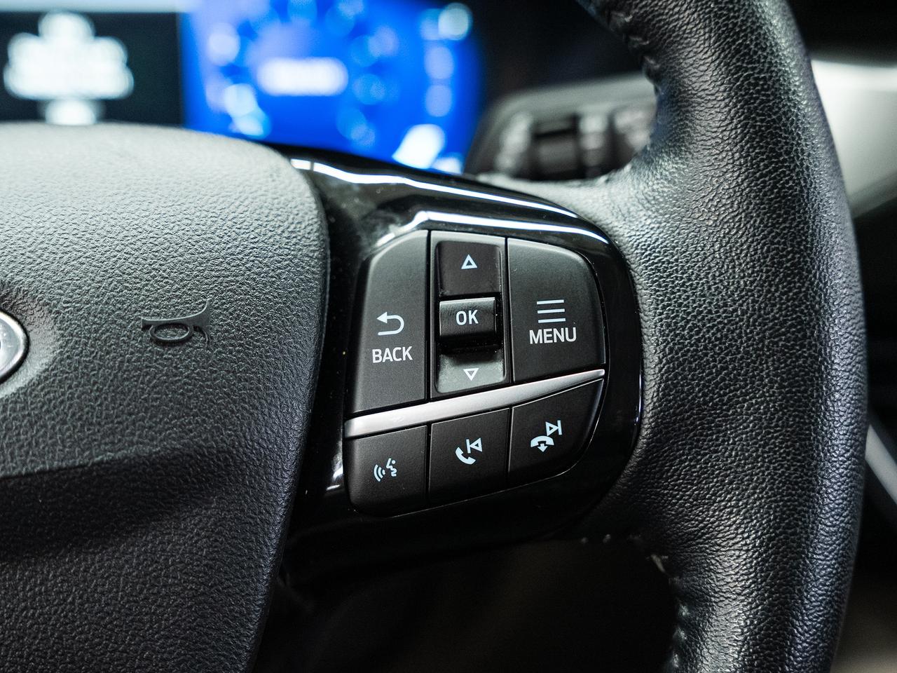 2021 Ford Escape TITANIUM AWD | Nav | Leather | BSM | CarPlay