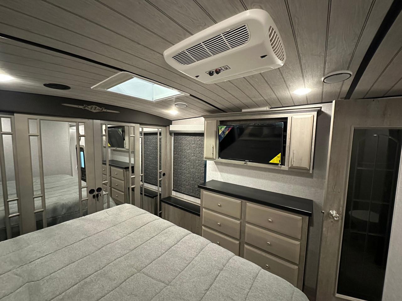 2026 ARCTIC FOX 325MK NXT 