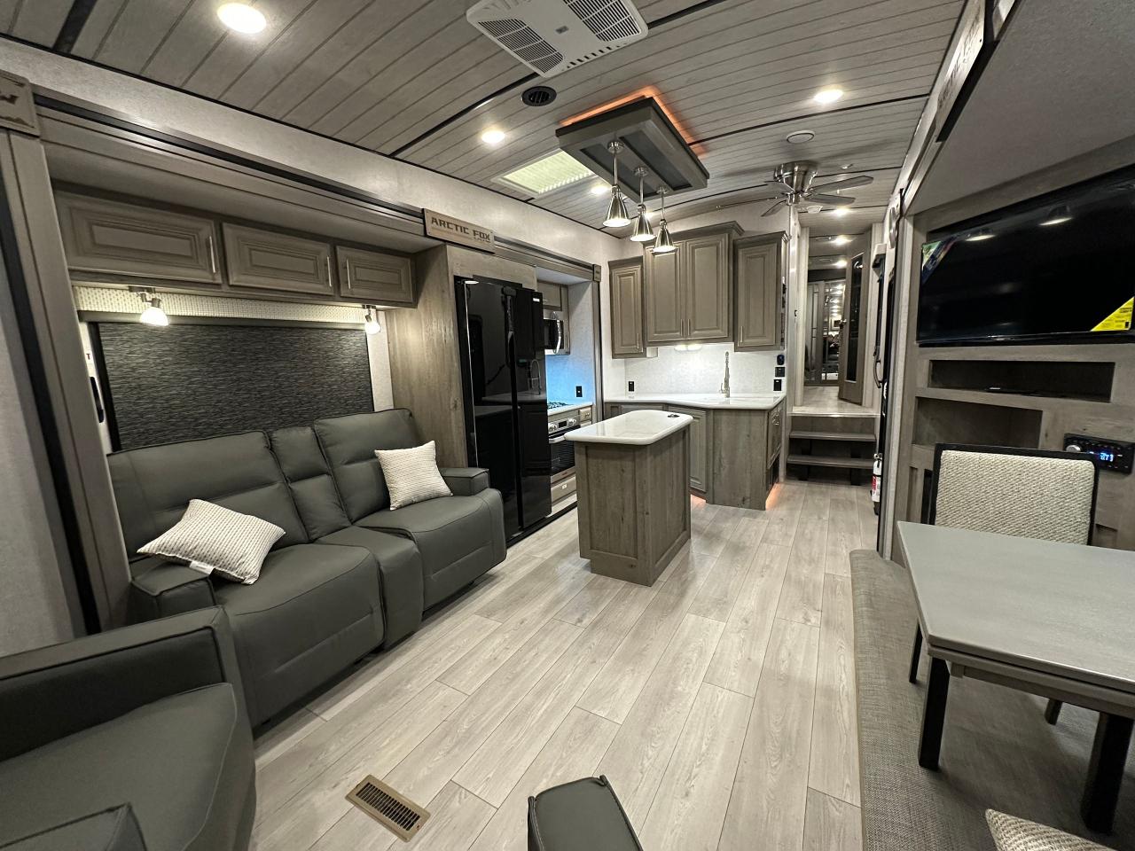 2026 ARCTIC FOX 325MK NXT 