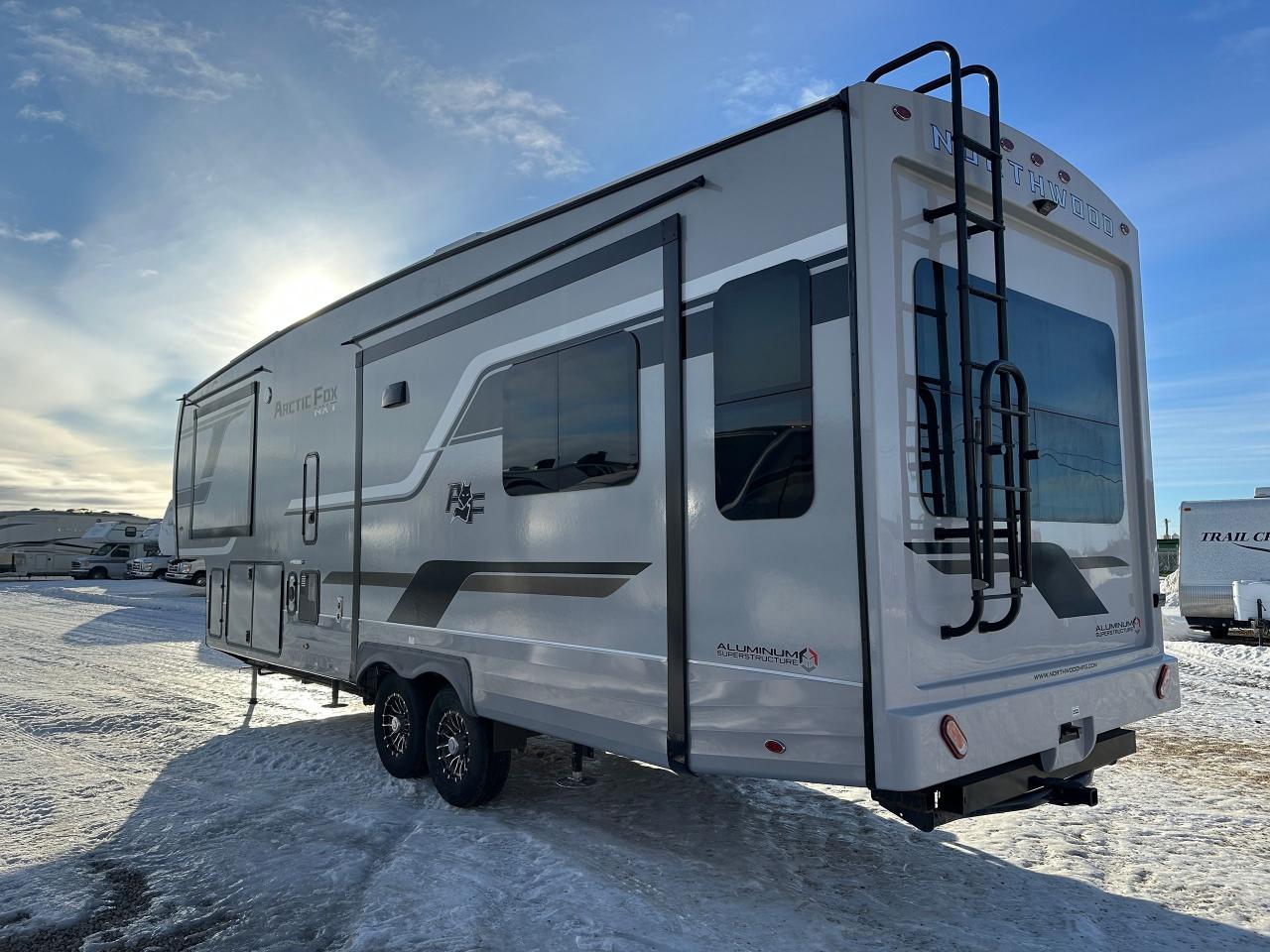 2026 ARCTIC FOX 325MK NXT 