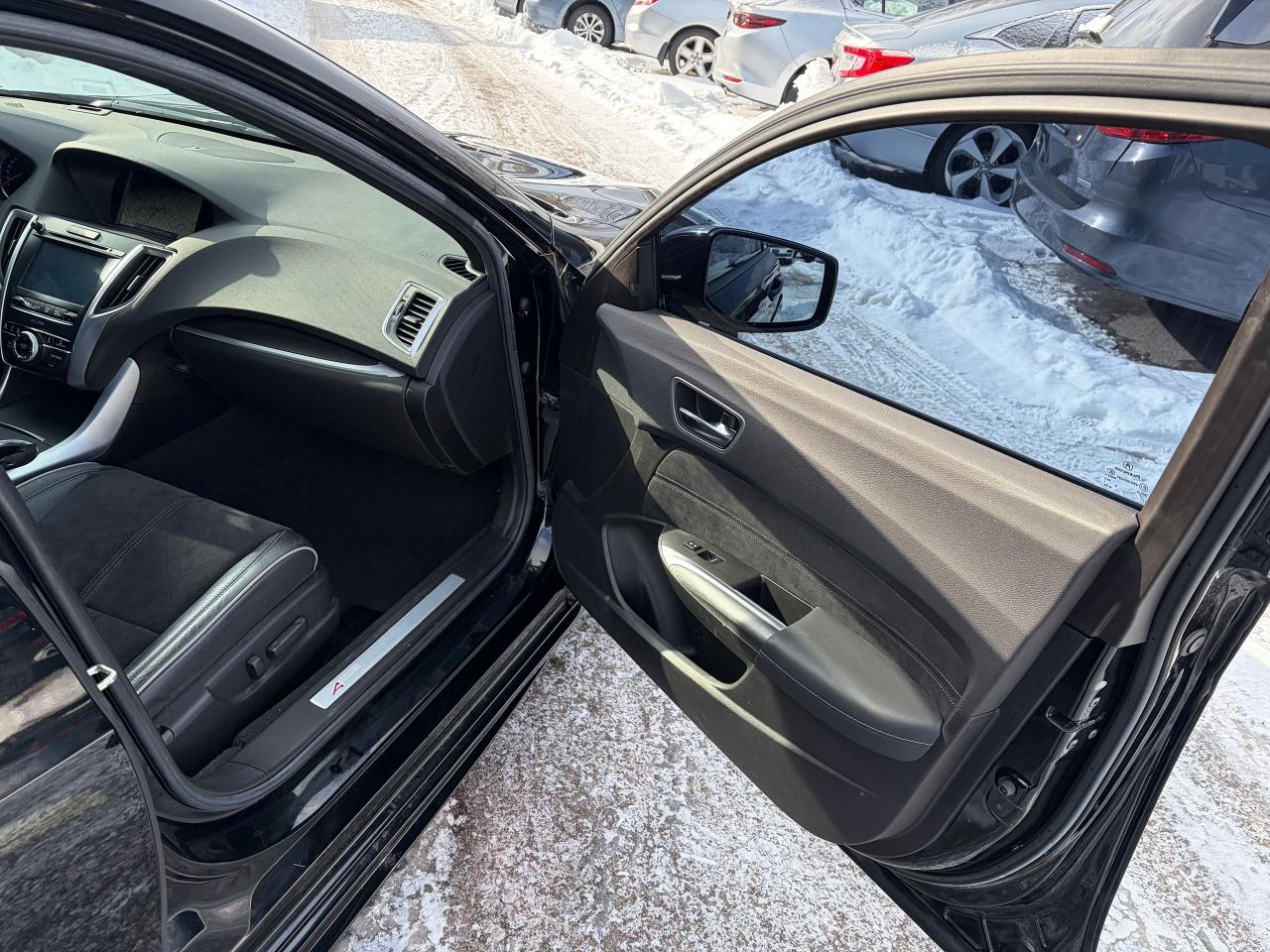 2019 Acura TLX Elite Photo