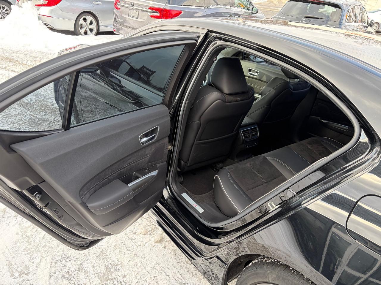 2019 Acura TLX Elite Photo