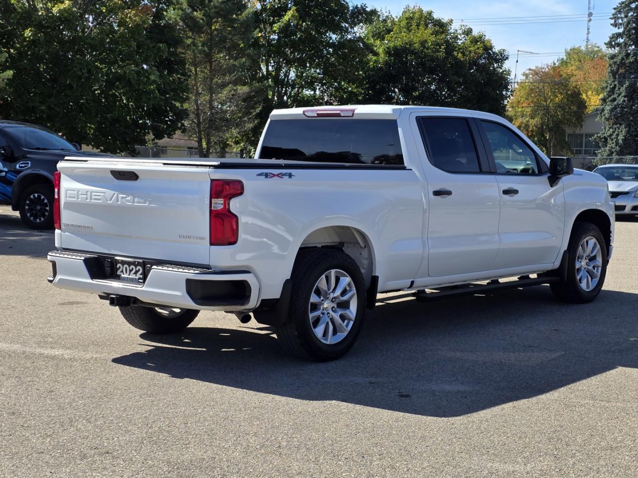 2022 Chevrolet Silverado 1500 Custom 4WD Photo4