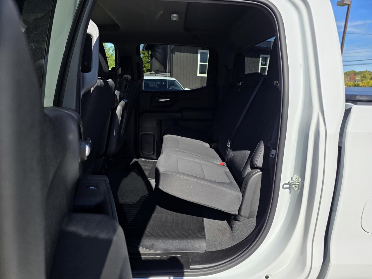 2022 Chevrolet Silverado 1500 Custom 4WD Photo