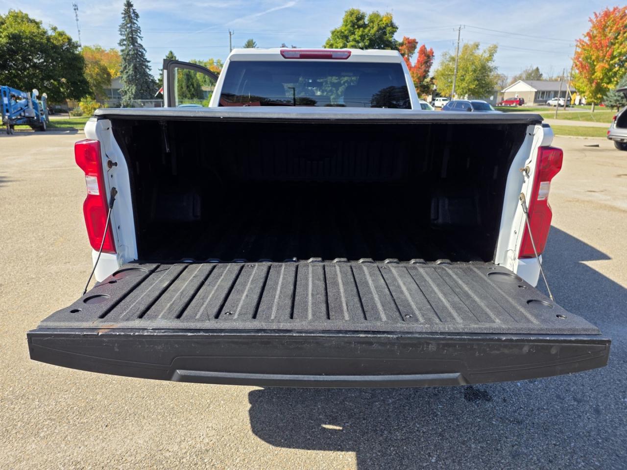 2022 Chevrolet Silverado 1500 Custom 4WD Photo