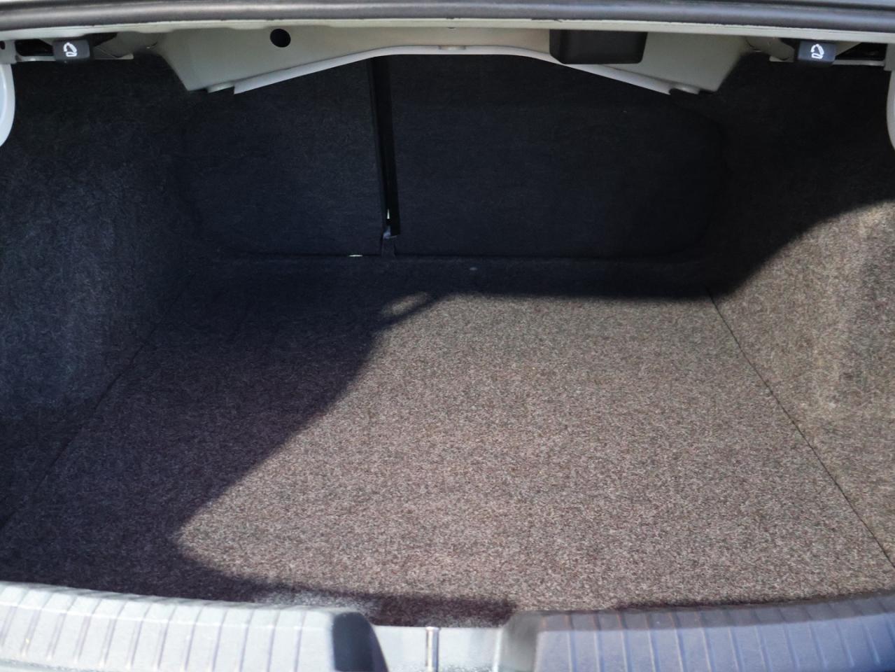 2019 Volkswagen Jetta GLI 35th ANNIVERSARY CERTIFIED *V.W MAINTAIN* CAMERA NAV BLUETOOTH LEATHER HEATED SEATS SUNROOF CRUISE ALLOYS Photo