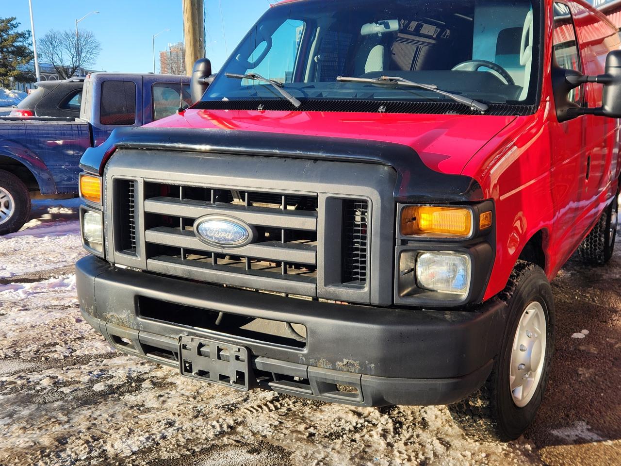 2013 Ford E250 Commercial Photo2