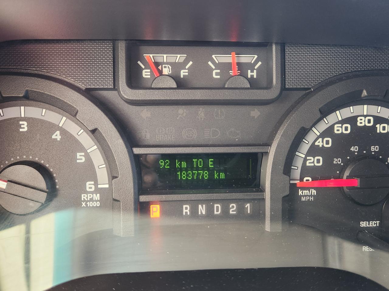 2013 Ford E250 Commercial Photo