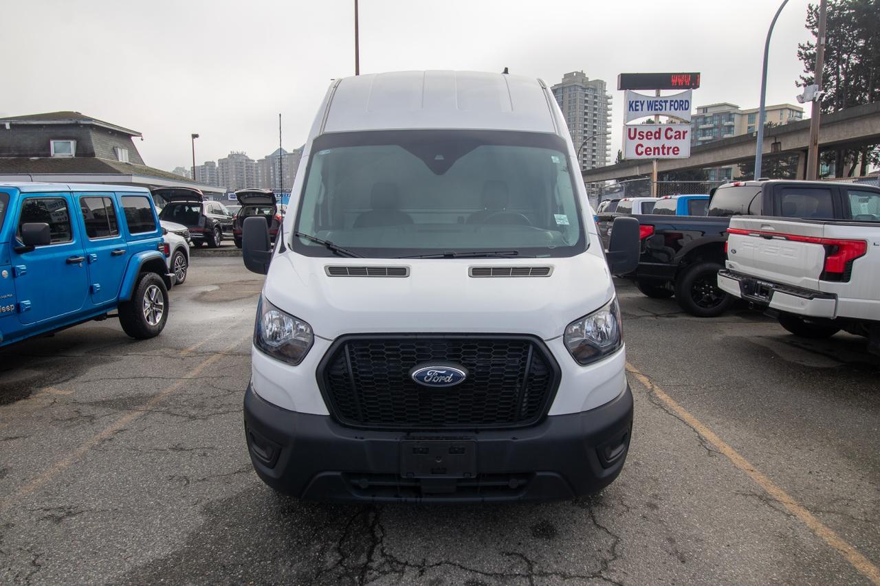 2023 Ford Transit T-250 148" Hi Rf 9070 GVWR RWD Photo3