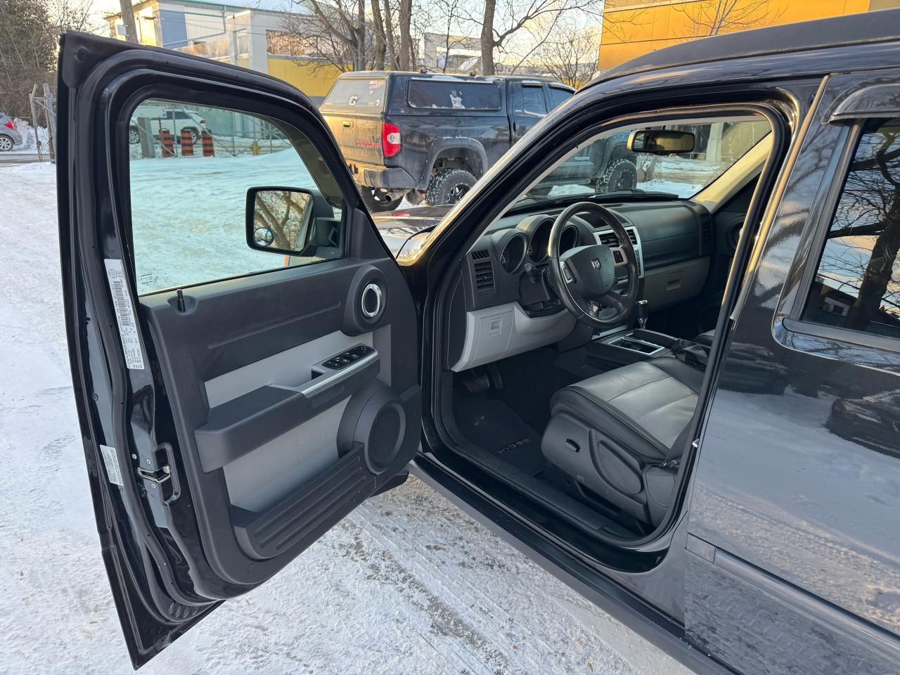 2010 Dodge Nitro SXT Photo