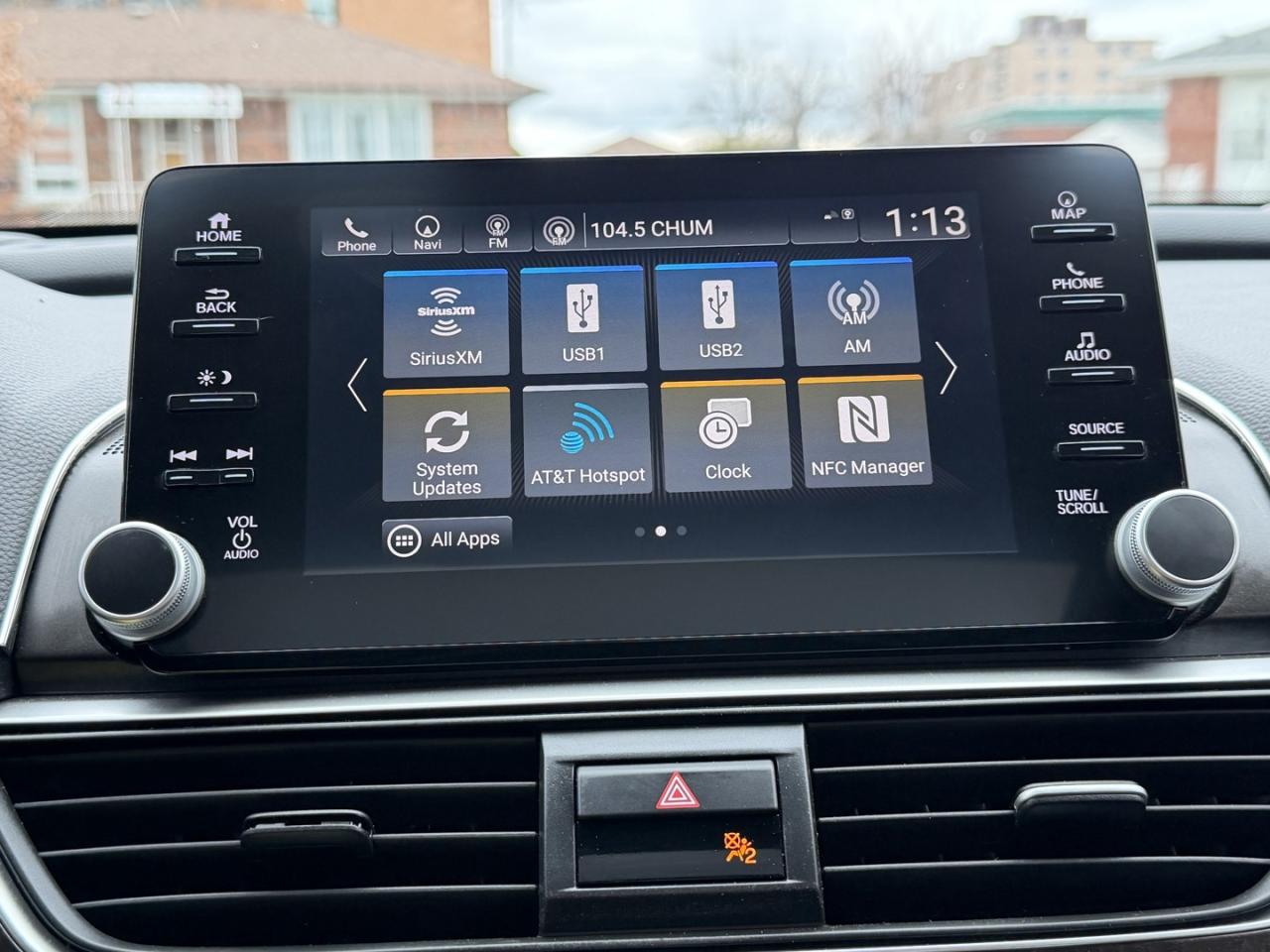 2018 Honda Accord Touring CVT Photo