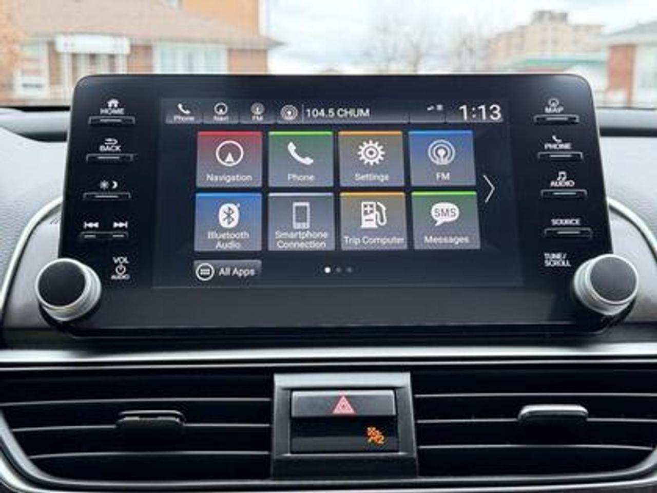 2018 Honda Accord Touring CVT Photo