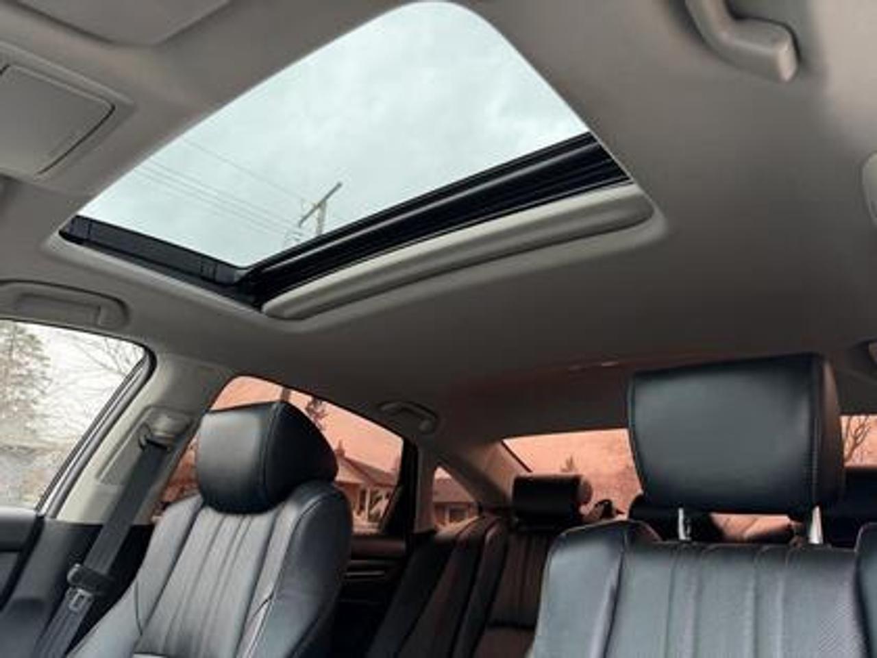 2018 Honda Accord Touring CVT Photo