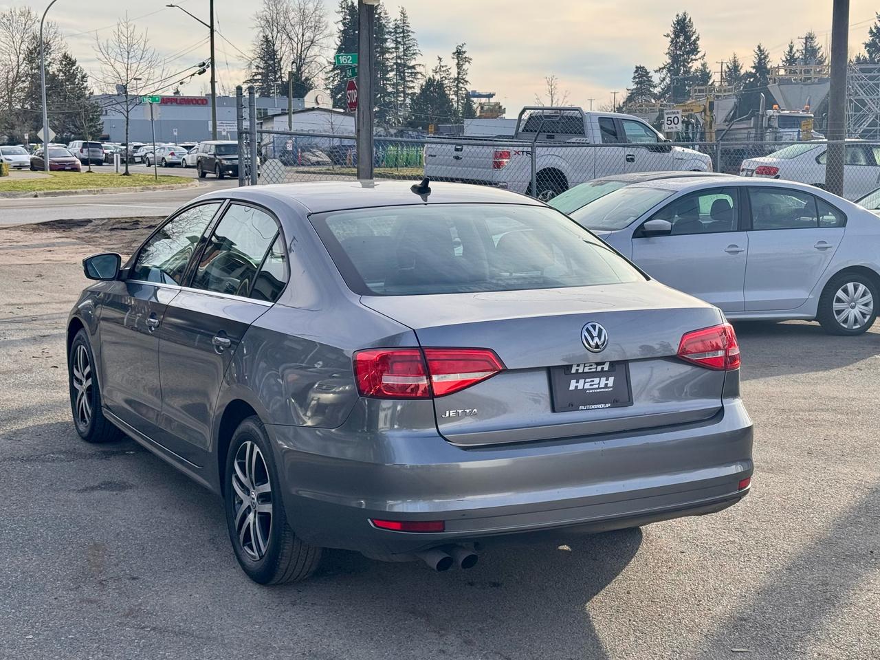2015 Volkswagen Jetta FINANCING AVAILABLE Photo7