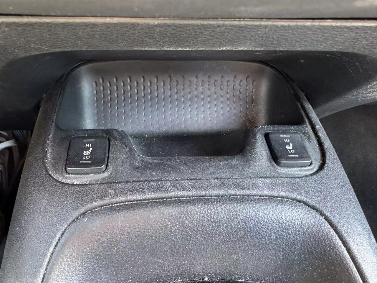 2021 Toyota Corolla LE Photo