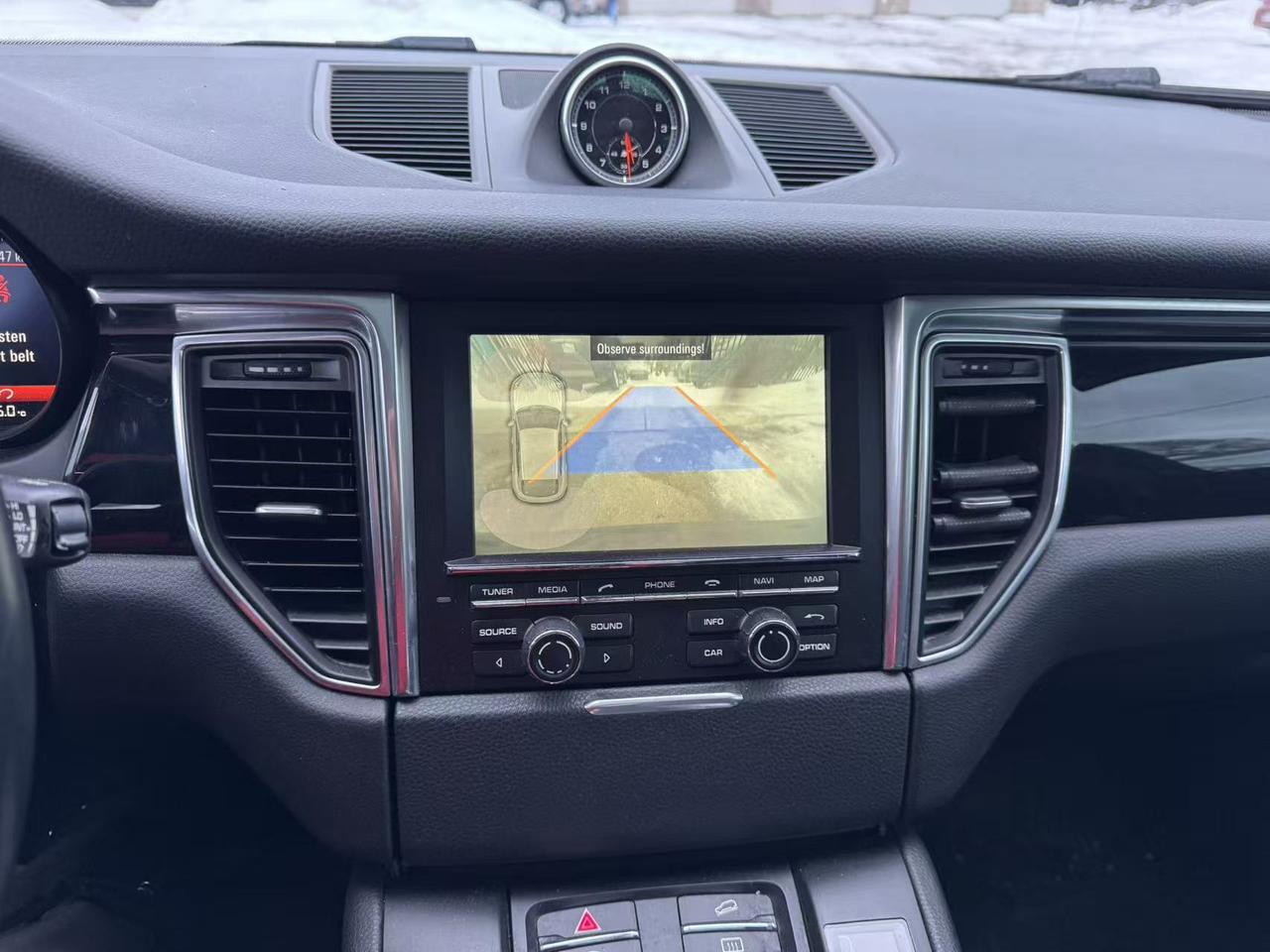 2015 Porsche Macan AWD 4dr S Photo