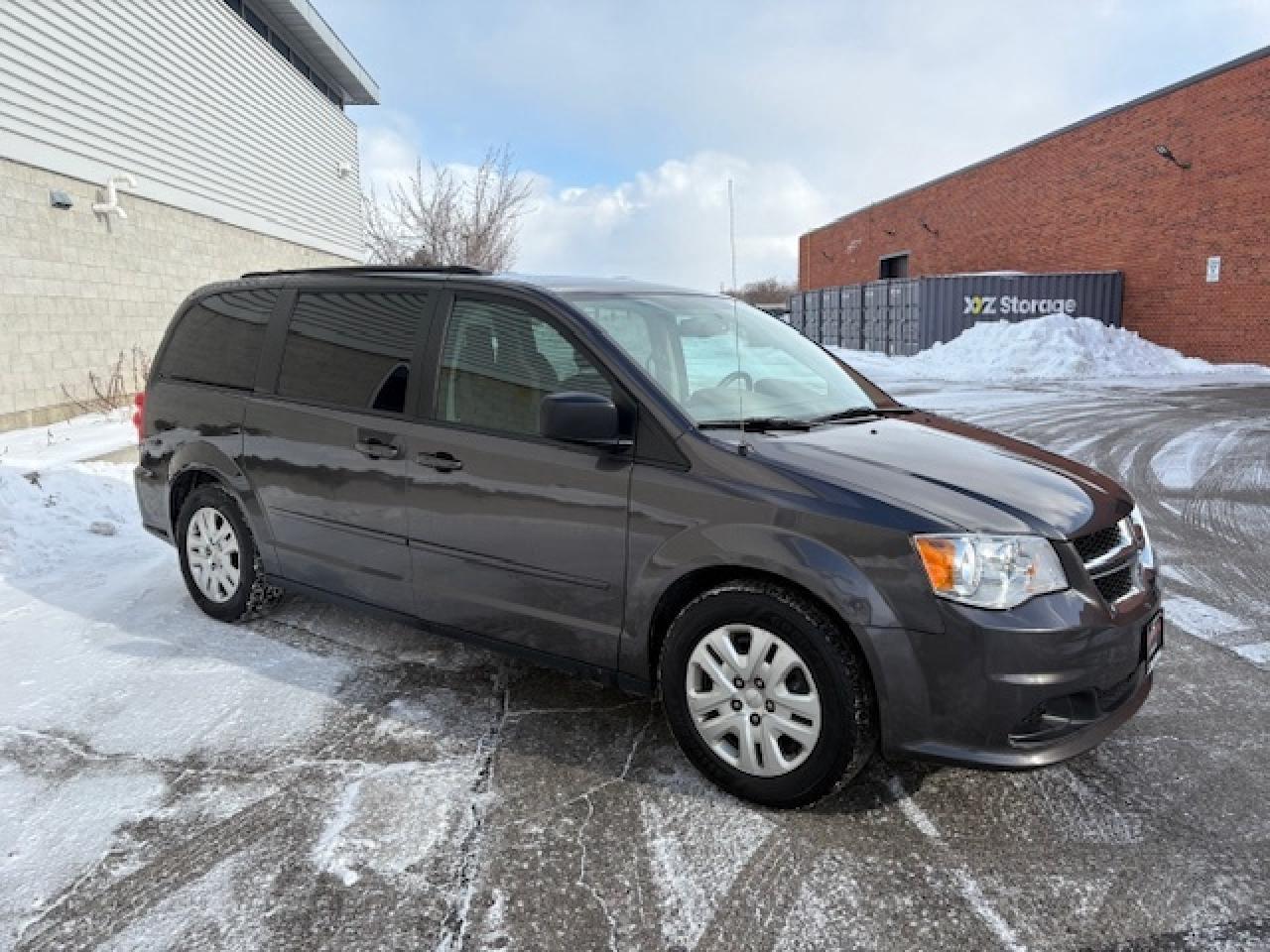 2017 Dodge Grand Caravan SXT **ONLY 84,000KM-1 OWNER-STOW N GO** Photo