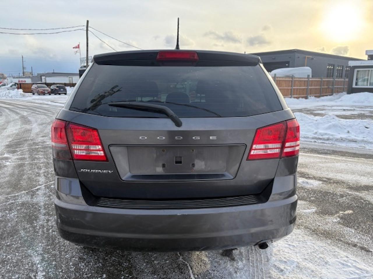 2016 Dodge Journey SE CANADA VALUE PKG ONLY 63,000KM! Photo
