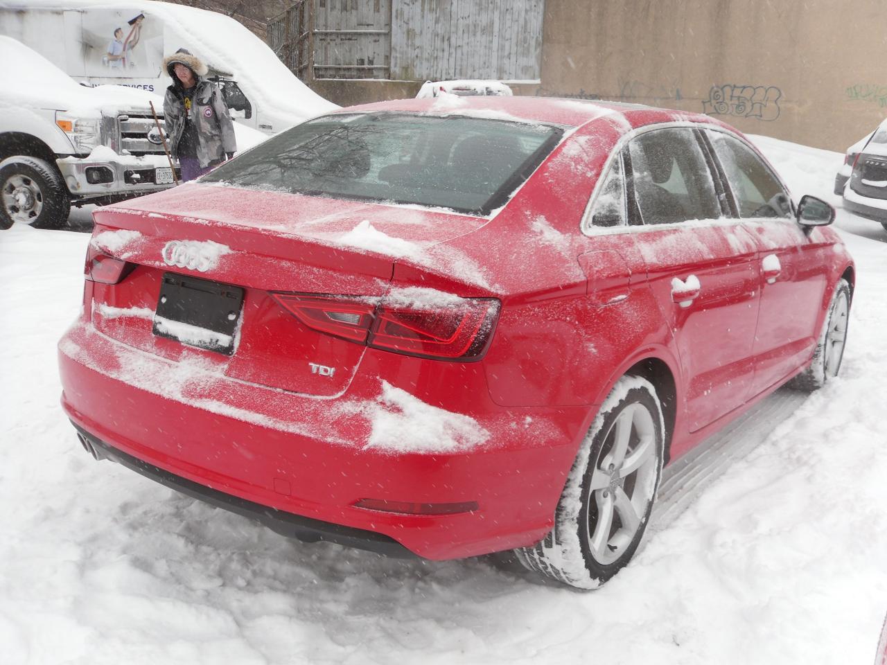 2015 Audi A3 4dr Sdn FrontTrak TDI Komfort Photo3