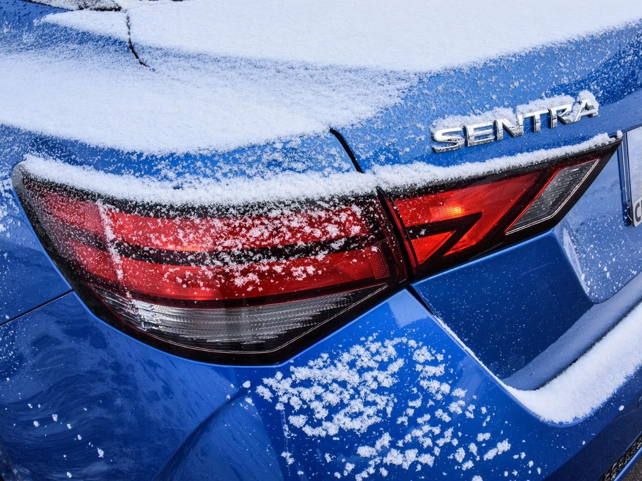 2025 Nissan Sentra SV CVT Photo