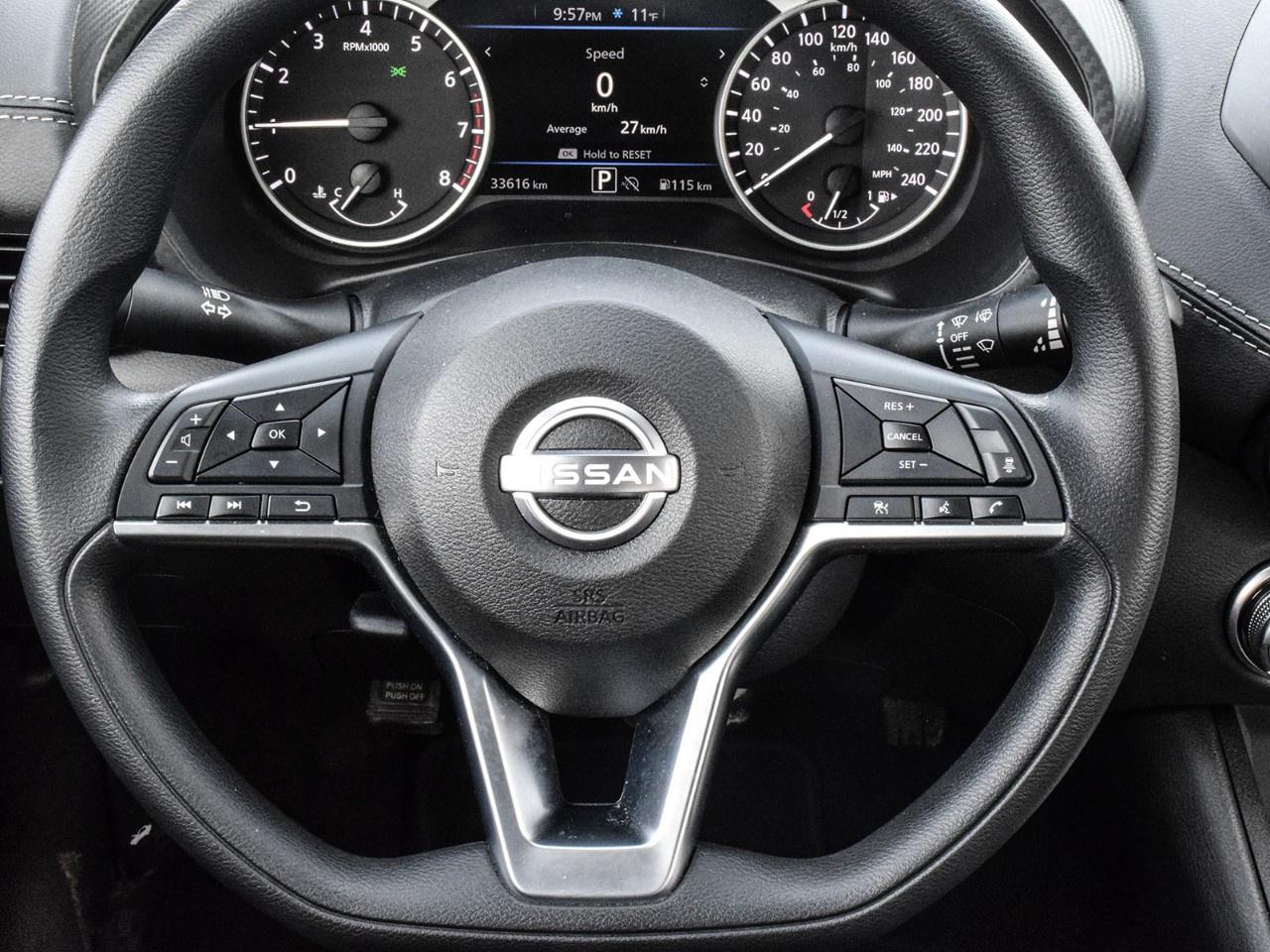 2025 Nissan Sentra SV CVT Photo