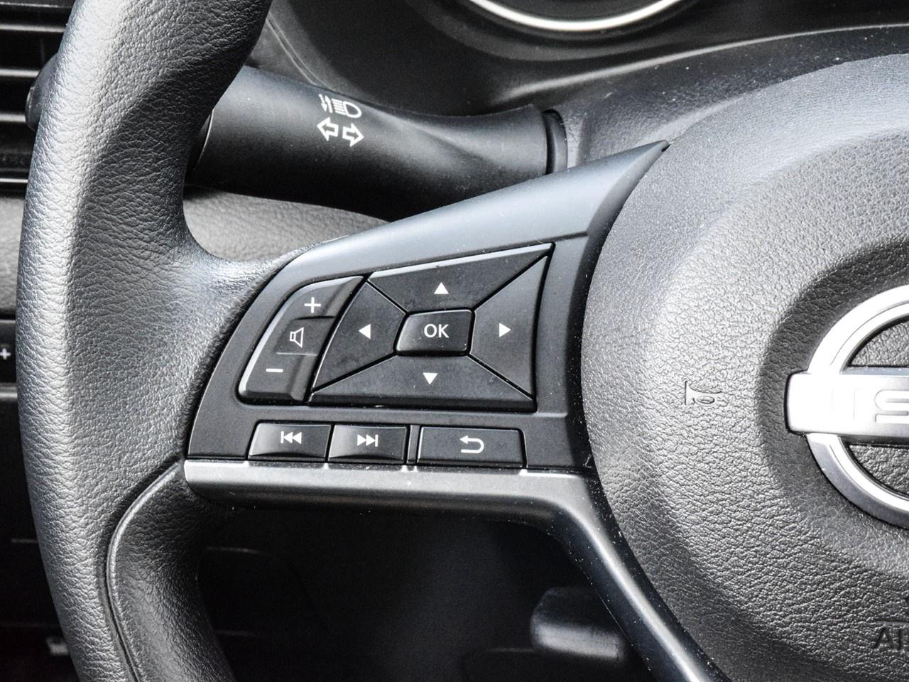 2025 Nissan Sentra SV CVT Photo